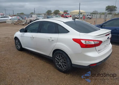 2013 Ford Focus Titanium из США, поврежденный, VIN 1FADP3J29DL209911